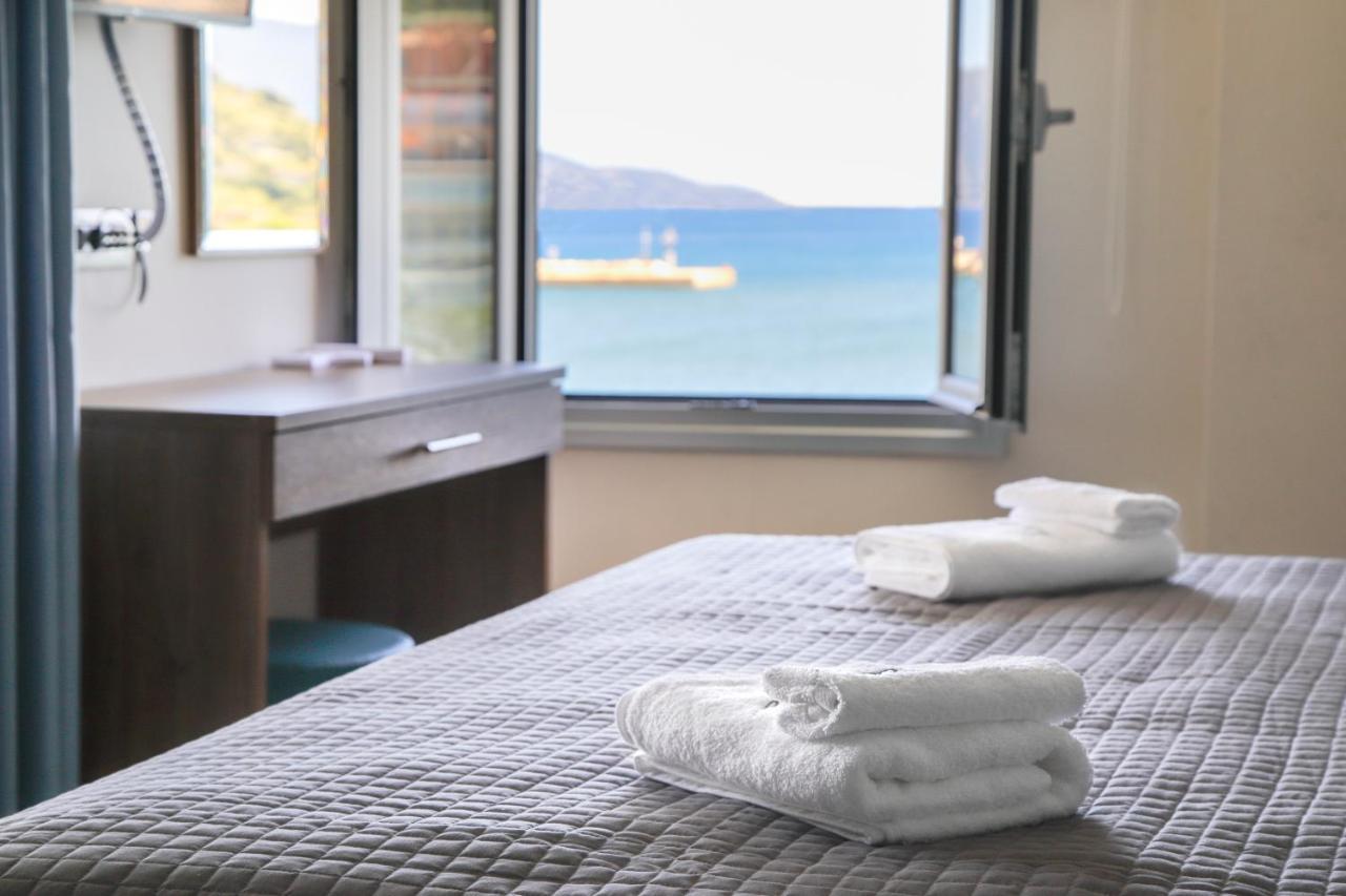 Sunrise Bay Apts Agia Efimia Quarto foto