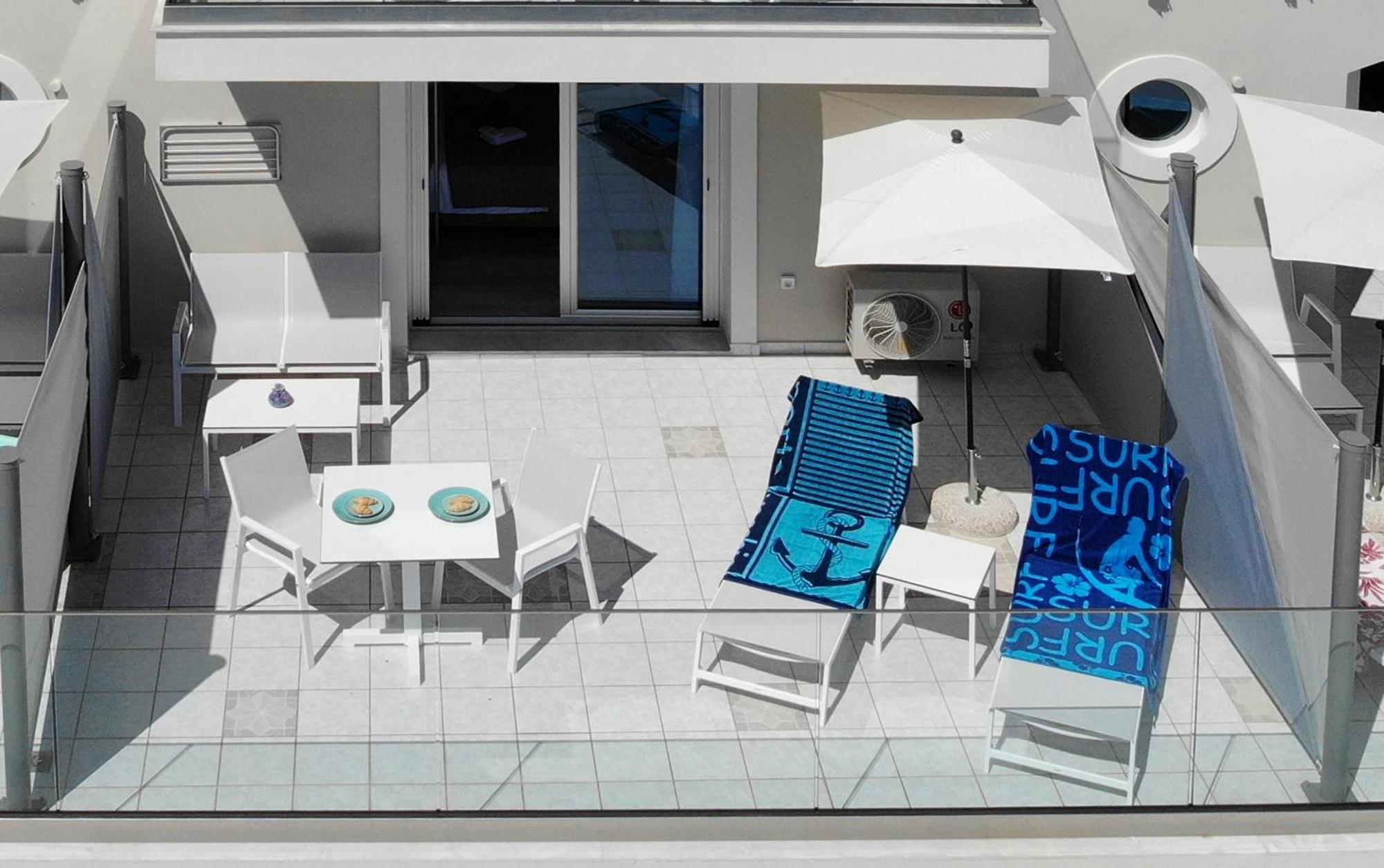 Sunrise Bay Apts Agia Efimia Quarto foto