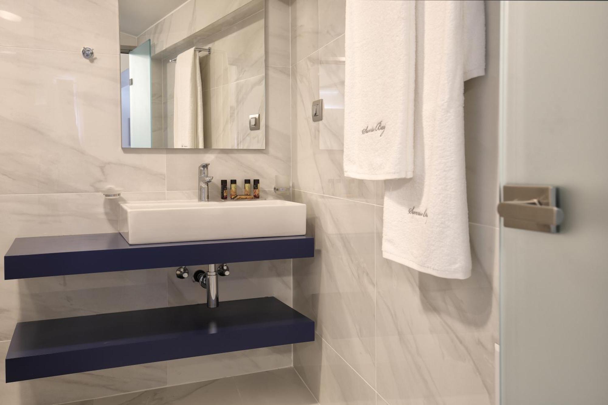 Sunrise Bay Apts Agia Efimia Quarto foto