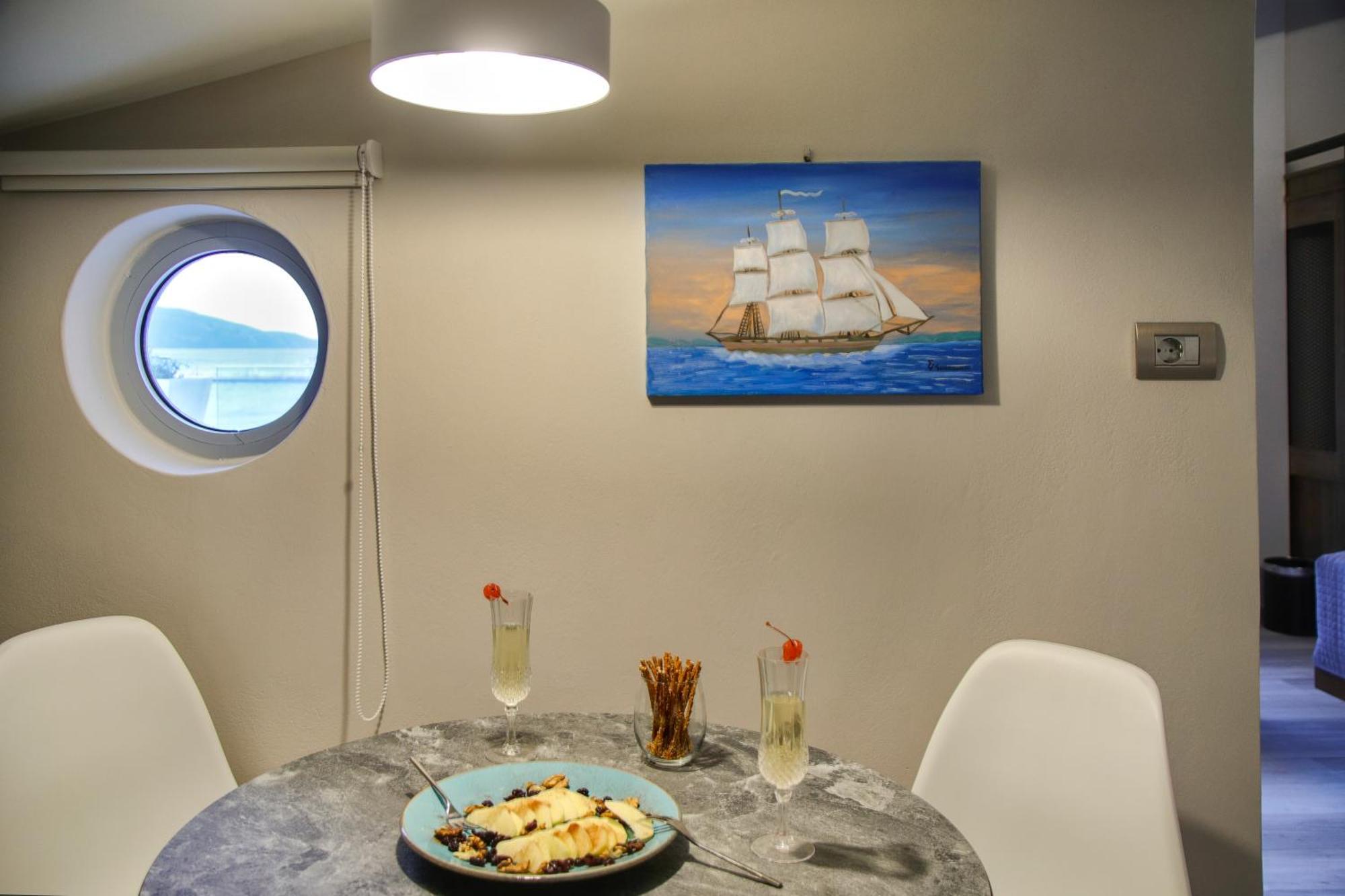 Sunrise Bay Apts Agia Efimia Quarto foto