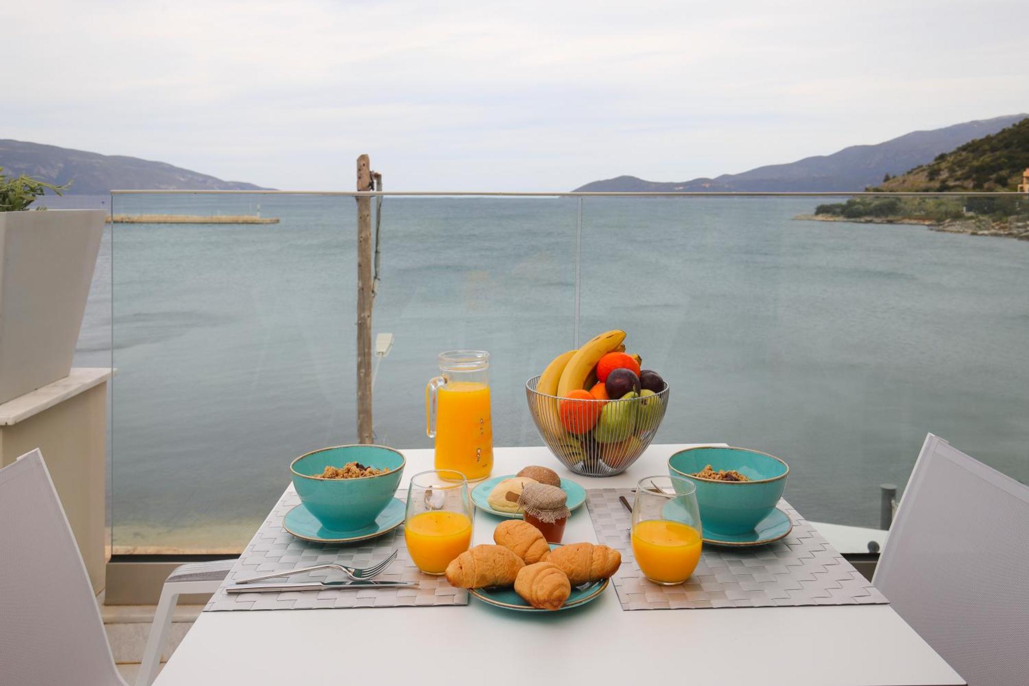 Sunrise Bay Apts Agia Efimia Quarto foto